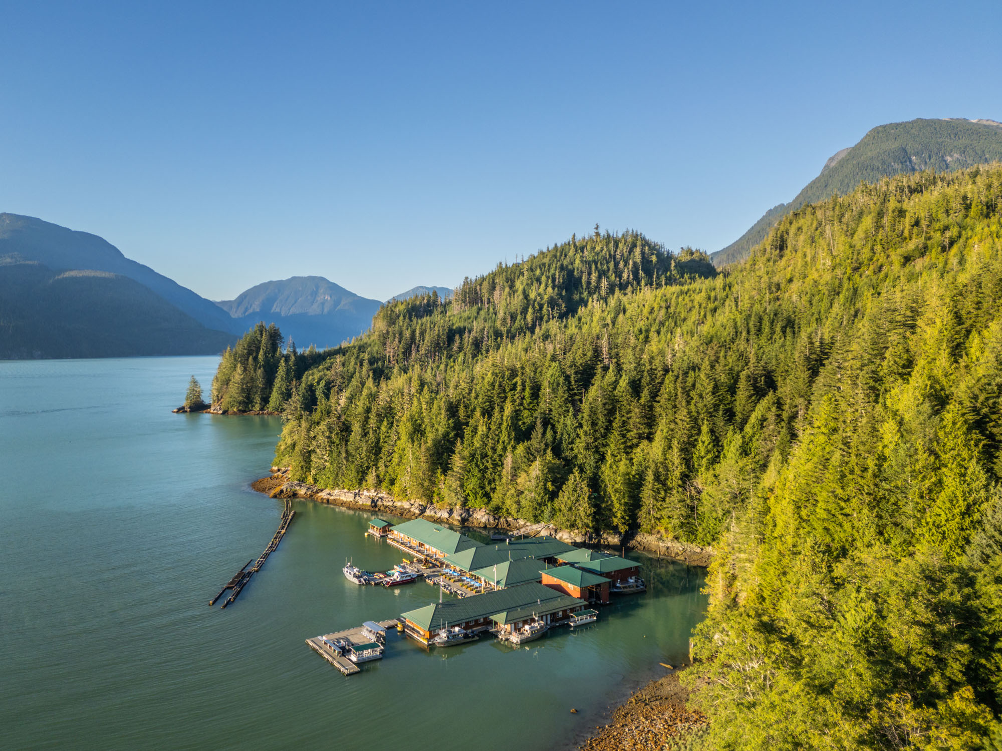 Knight Inlet Lodge 360° virtual tour